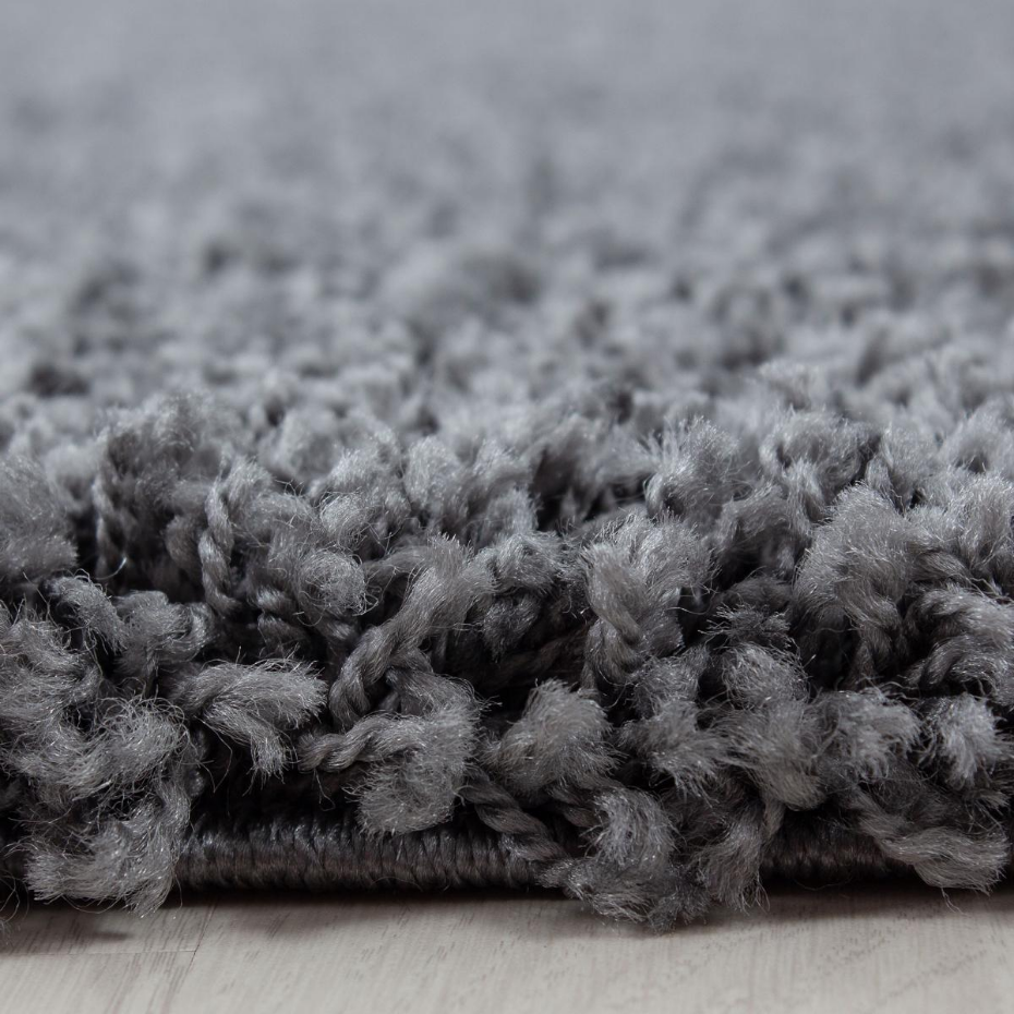 Tapis poils longs shaggy tissé motif uni UNI L