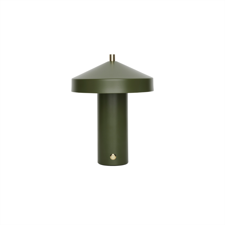 Lampe en acier avec abat-jour