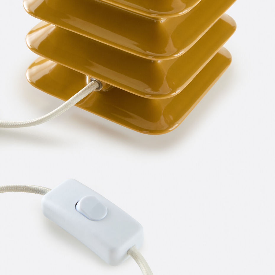 Lampe à poser en céramique et lin, Remilo