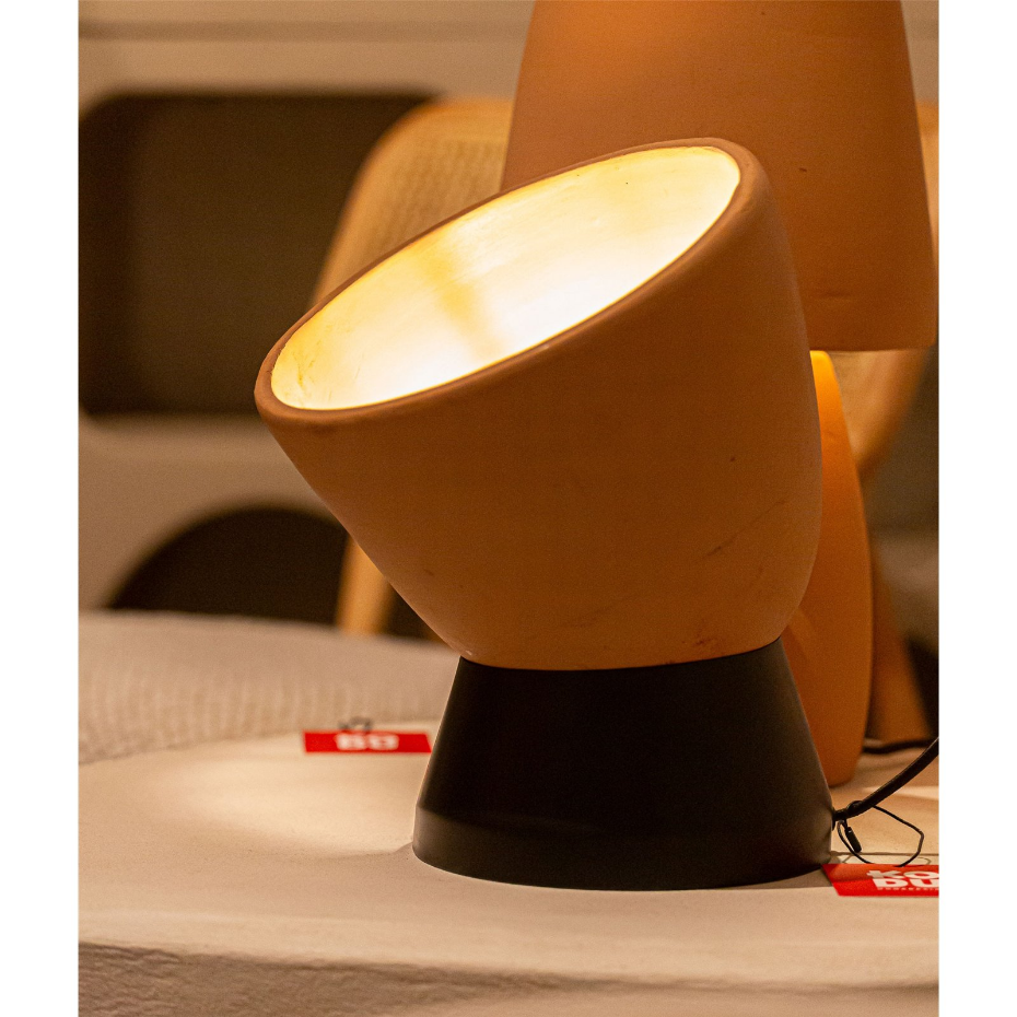 Lampe à poser en terre cuite