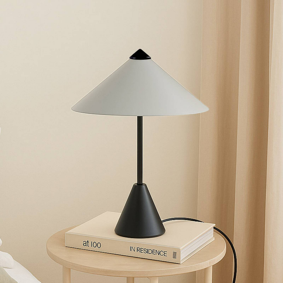 Lampe à poser en métal moderne, Norvik