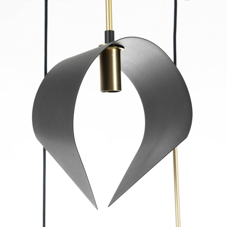 Suspension en métal design, Mikolay