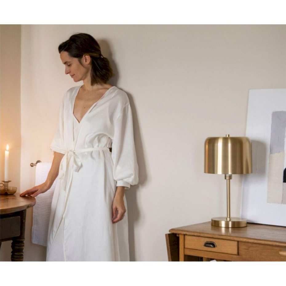 Lampe de table en laiton finition brillante ronde