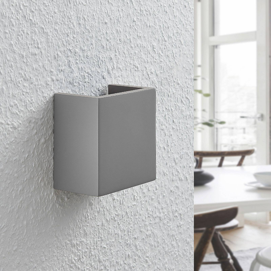 Applique moderne, Smira