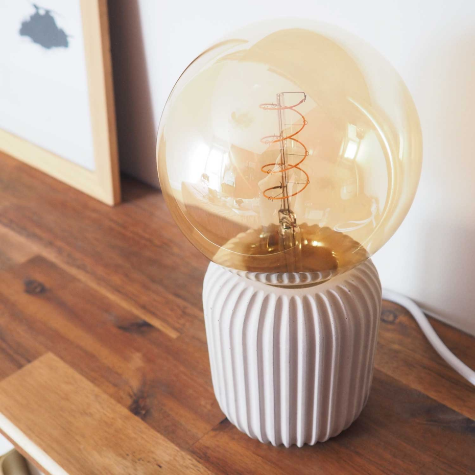Lampe à poser béton - FROUFROU