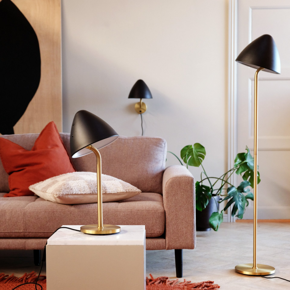 Lampe à poser en Métal, noir et laiton OULU