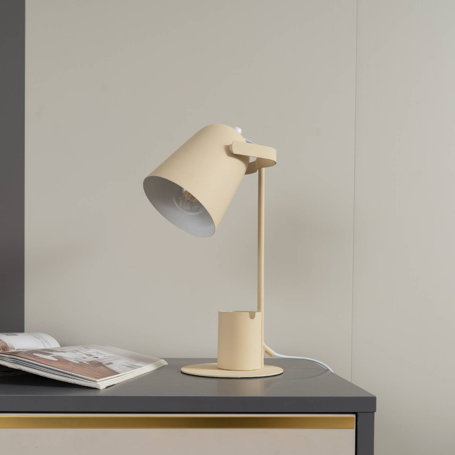 Lampe à poser en métal moderne, Ilmar