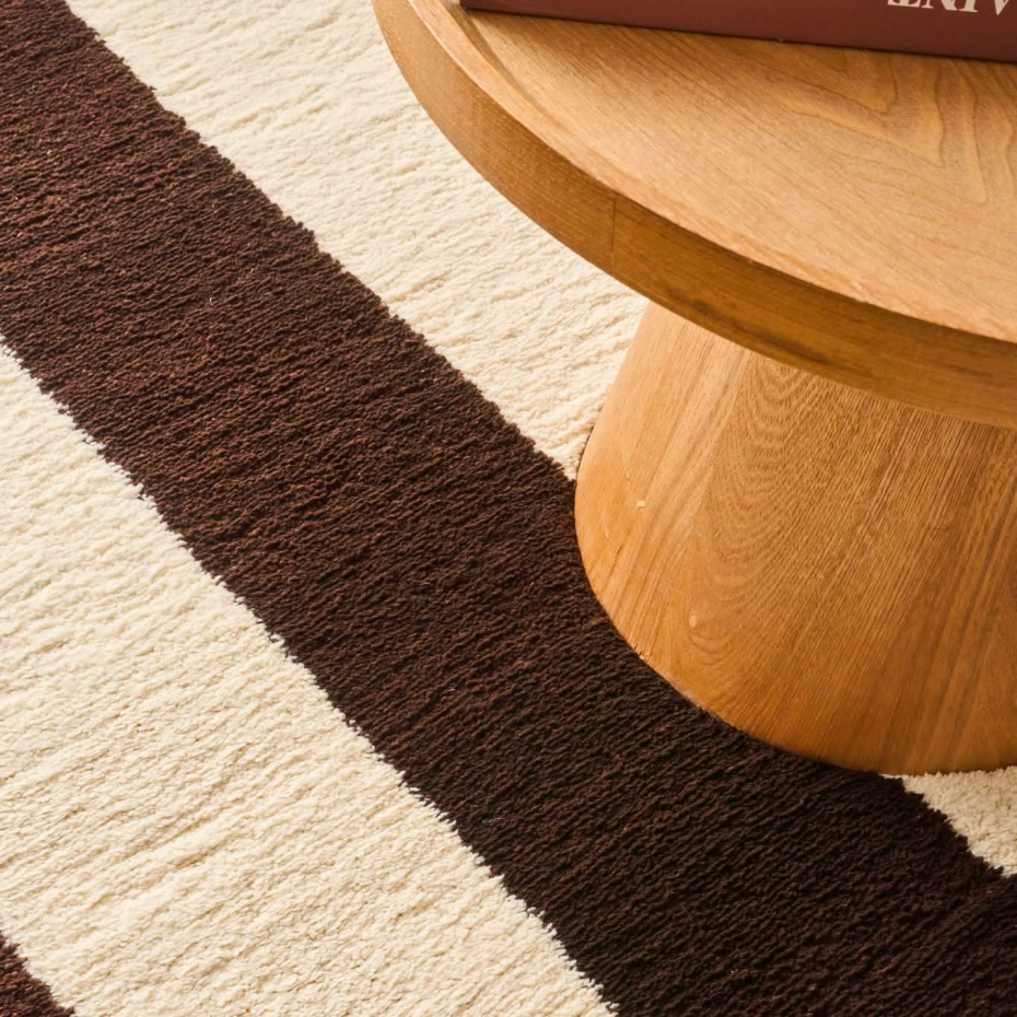 Tapis bicolore à rayures GROOVY