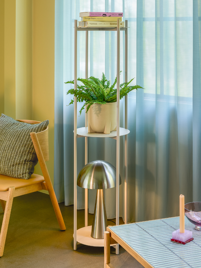 Lampe de table en fer MUSH