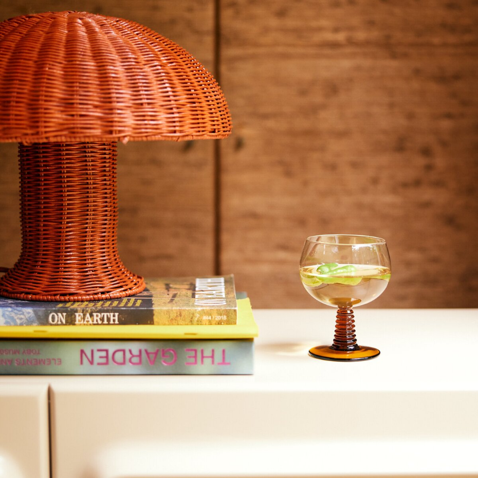 Lampe de table champignon rotin