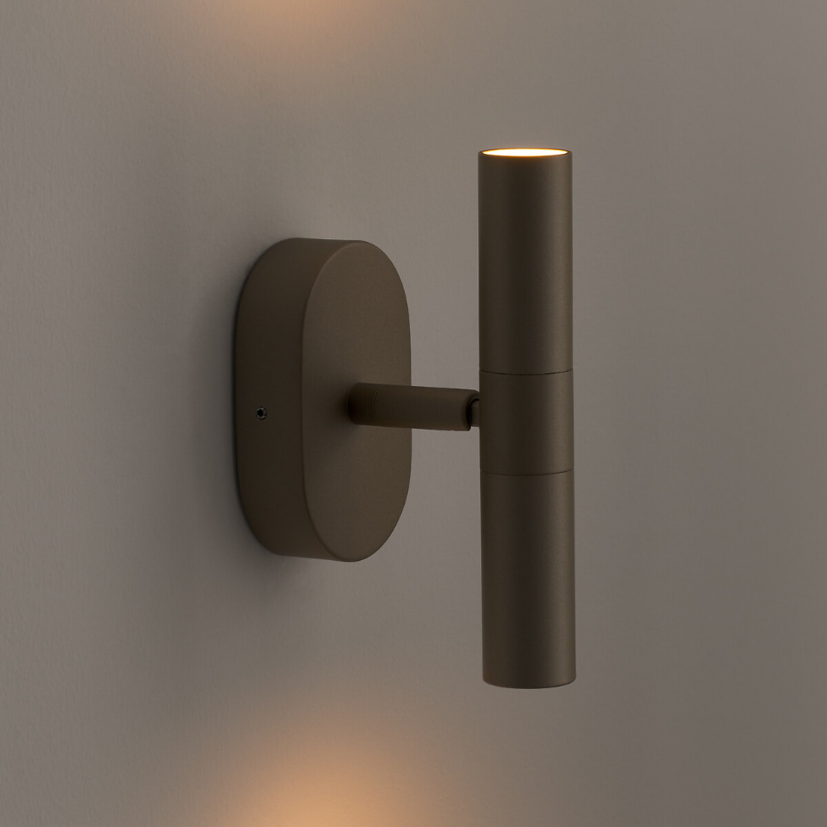 Applique orientable en métal fer, Joha