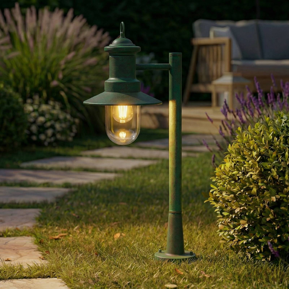Luminaire extérieur en métal traditionnel