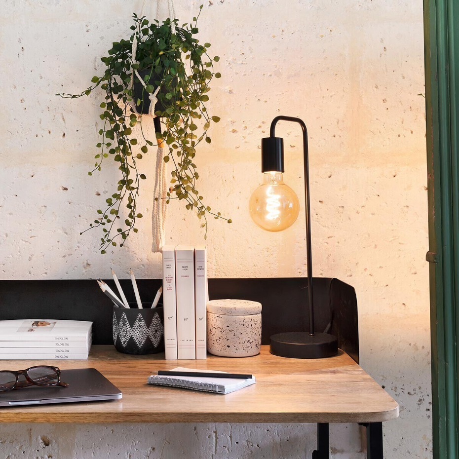 Lampe à poser en métal