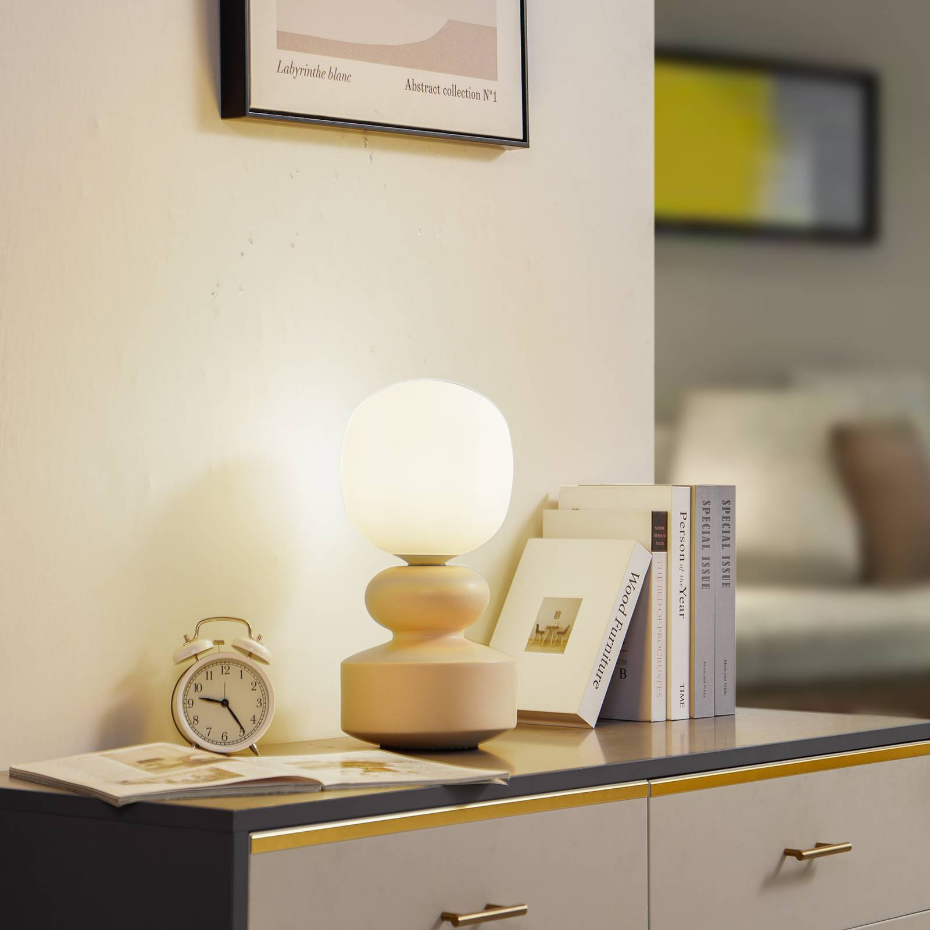 Lampe à poser en céramique scandinave
