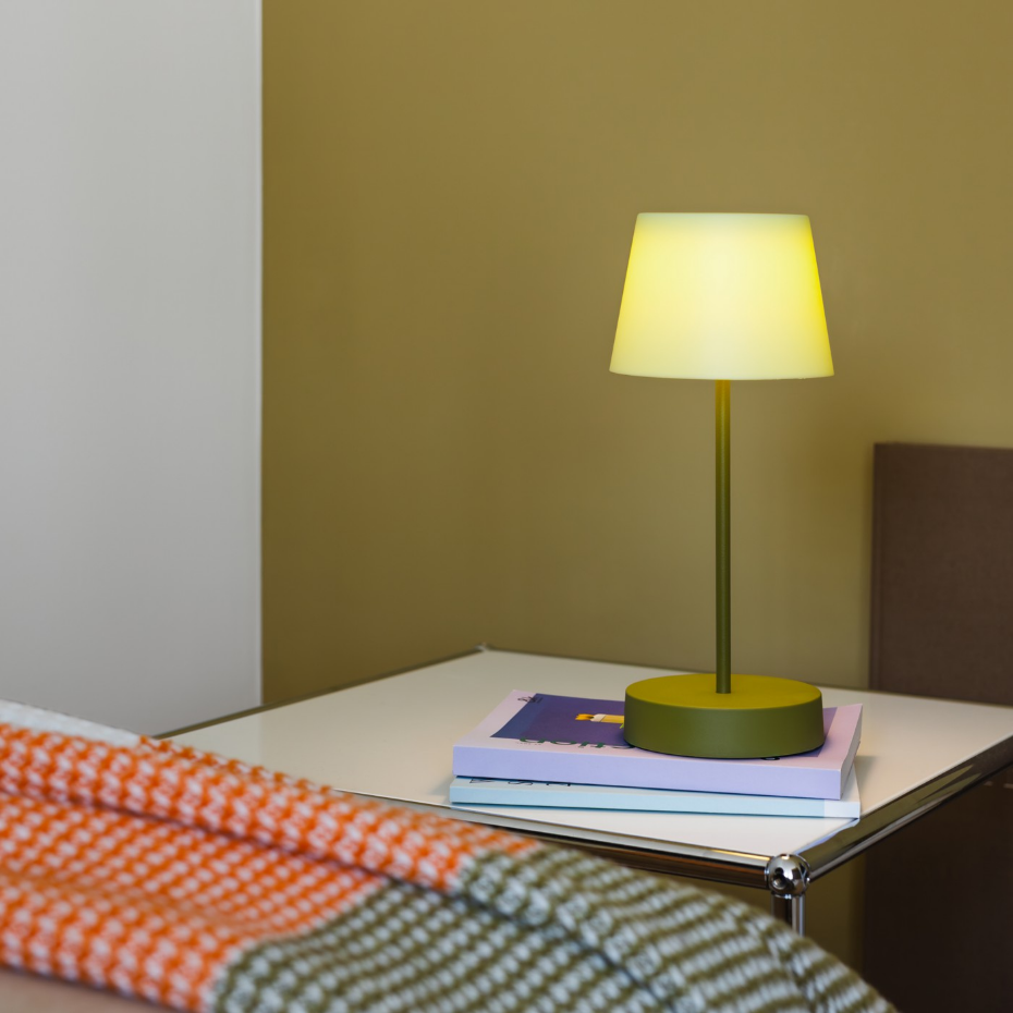 Lampe de table mobile led  Oscar