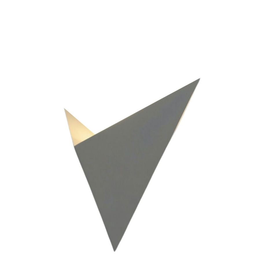Applique triangle LED design - LONDON