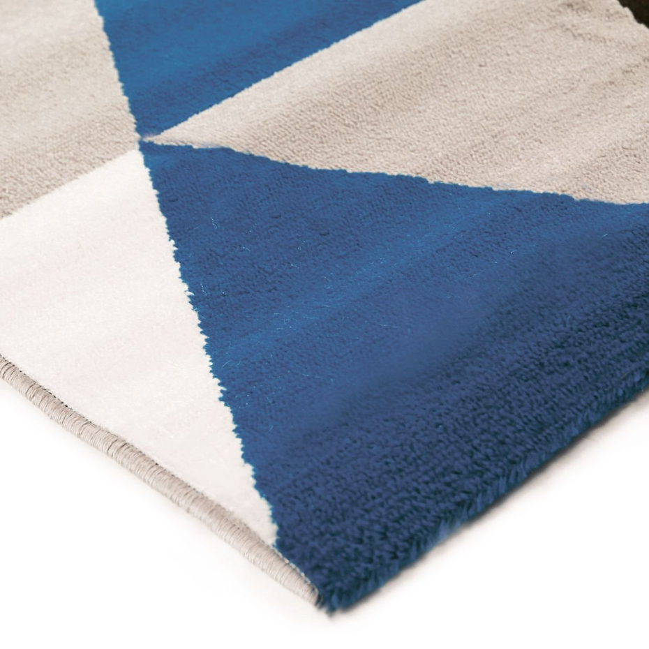 Tapis salon toucher laineux motif triangles  GEO SCANDI