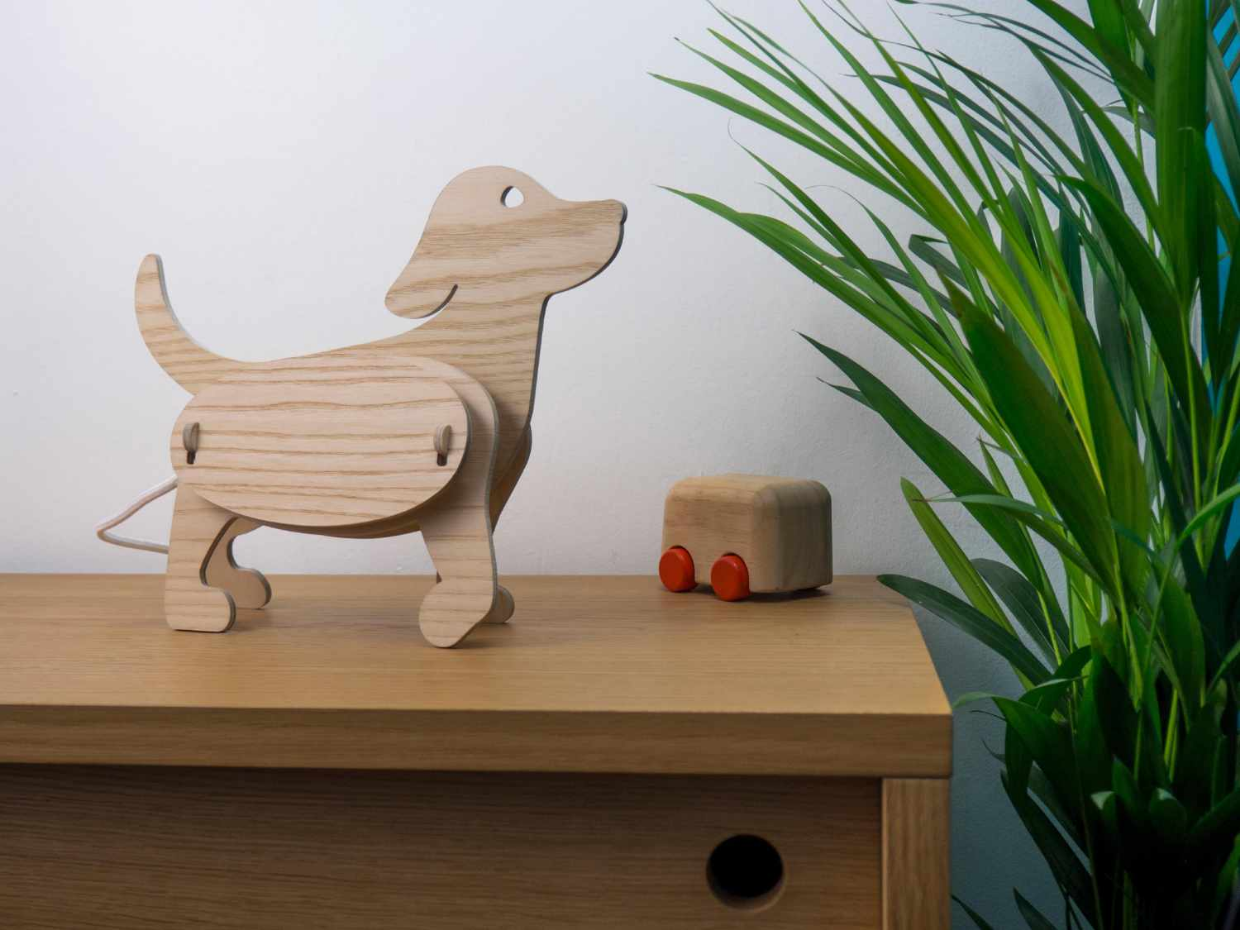 Lampe à poser en frêne Chien - ZOO