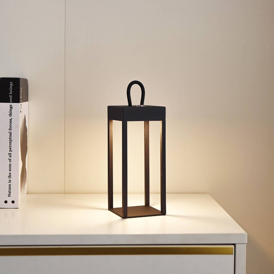 Lampe à poser en métal moderneLED, Iruna