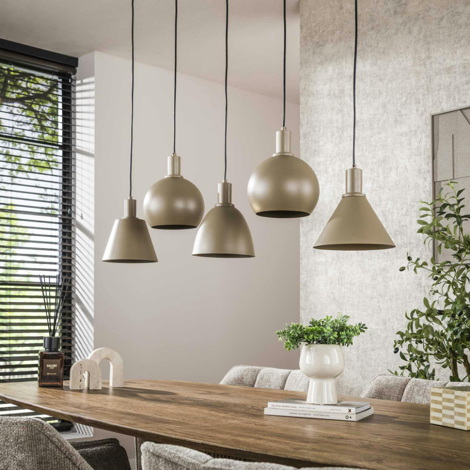 Suspension îlot cuisine 5 abat-jour métal beige TRIBECA