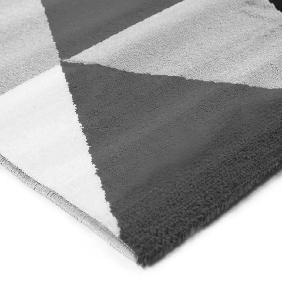 Tapis salon toucher laineux motif triangles  GEO SCANDI