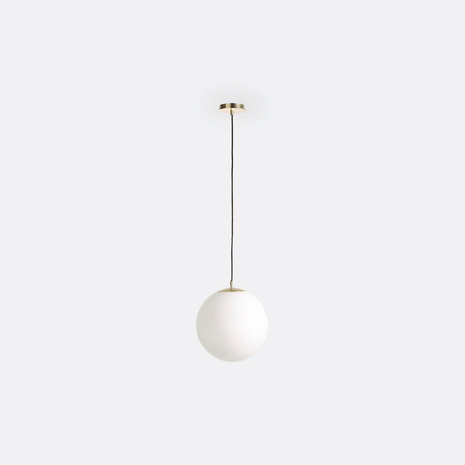 Suspension laiton et verre opaline Ø30 cm, Moricio