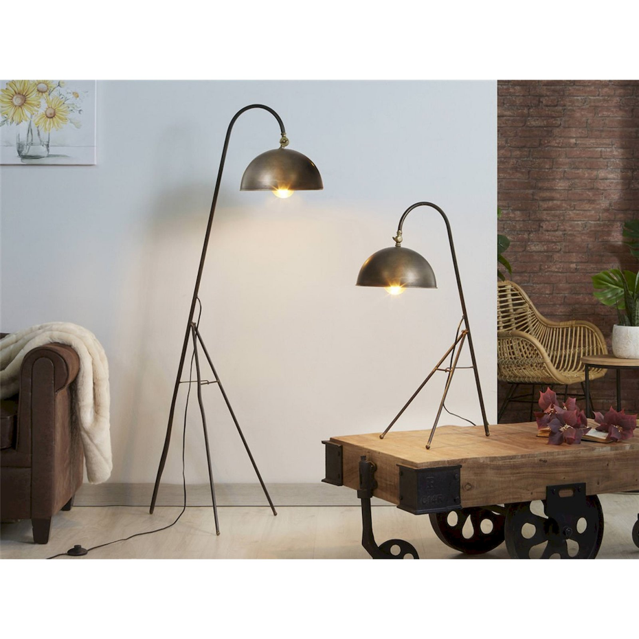 Lampadaire en métal design industriel