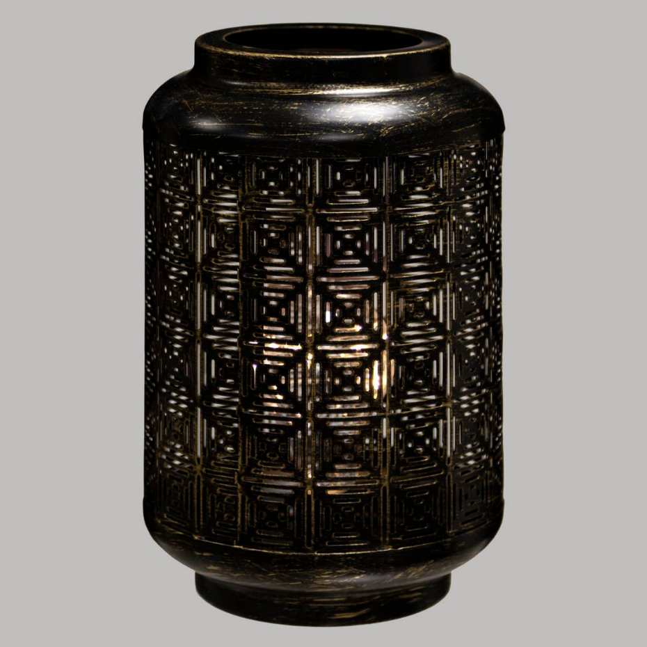Lampe LED métal motifs ajourés nomade