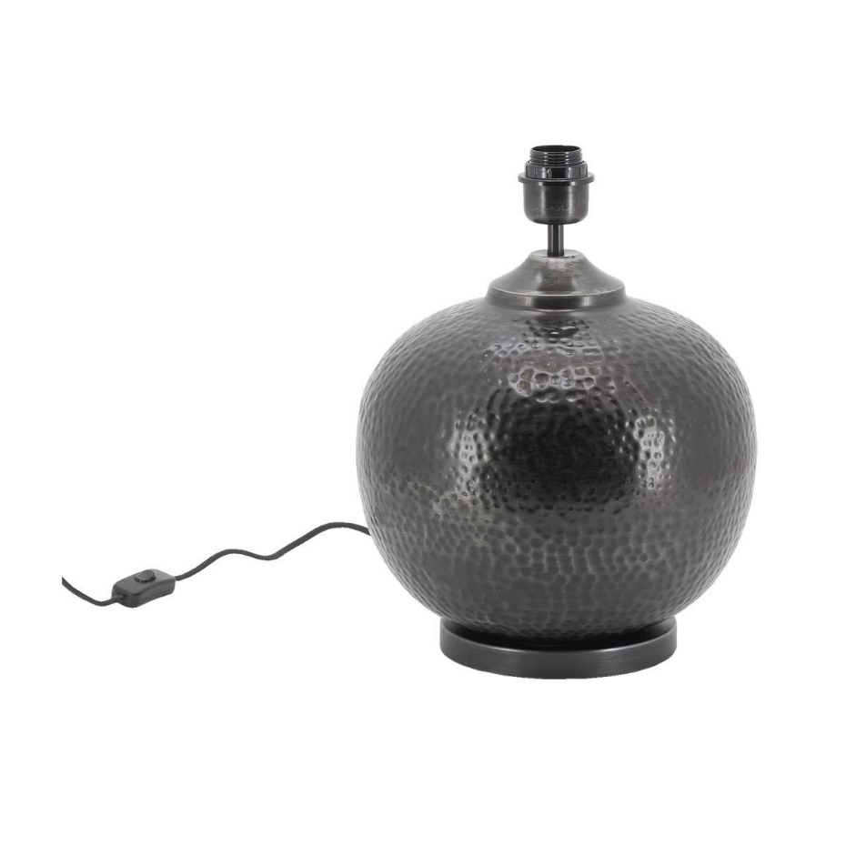Pied de lampe en métal martelé