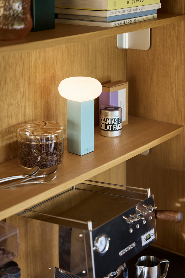 Lampe portable en verre et fer LOW