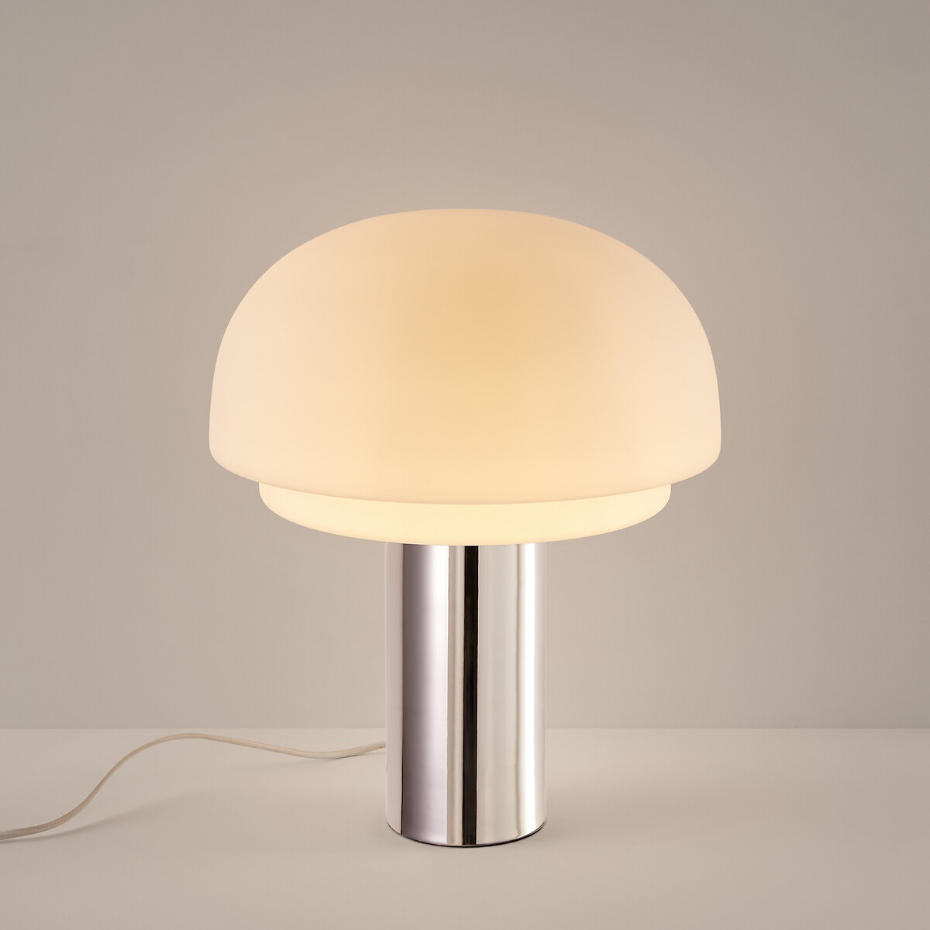 Lampe en verre opalin et métal fer chromé, hauteur 43,1 cm, AGATHILDA
