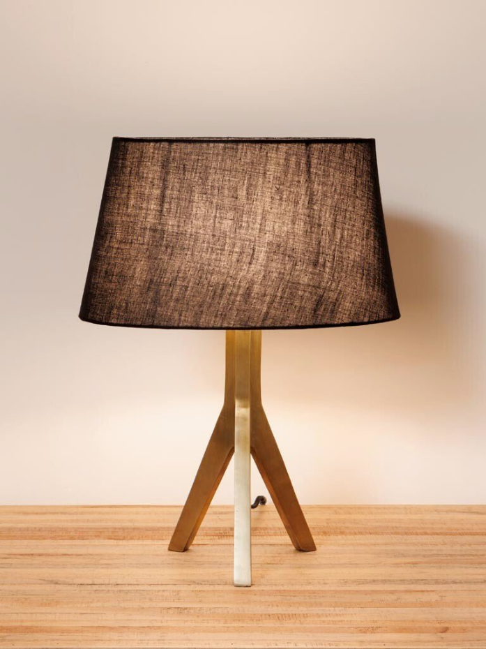 Lampe à poser en métal OVALE