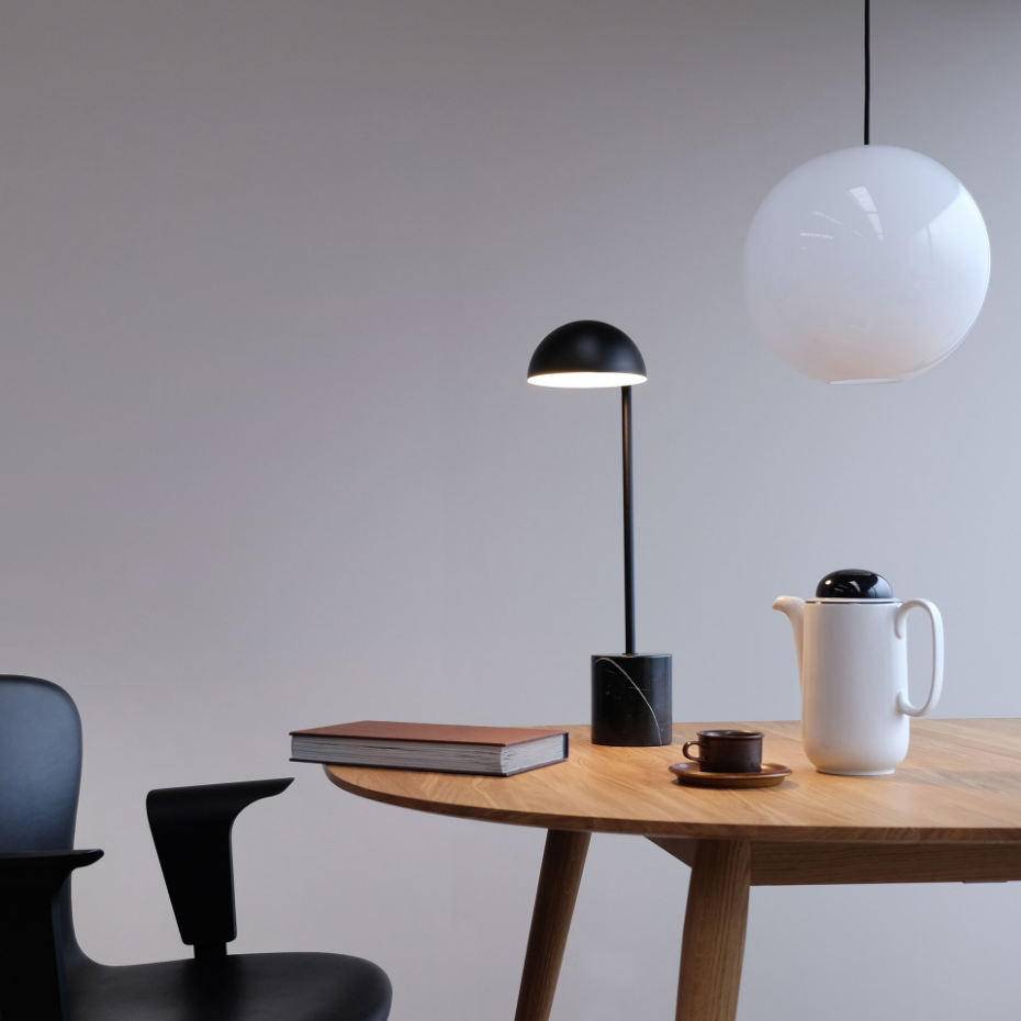 Lampe à poser en Metal et Marbre MARBLE