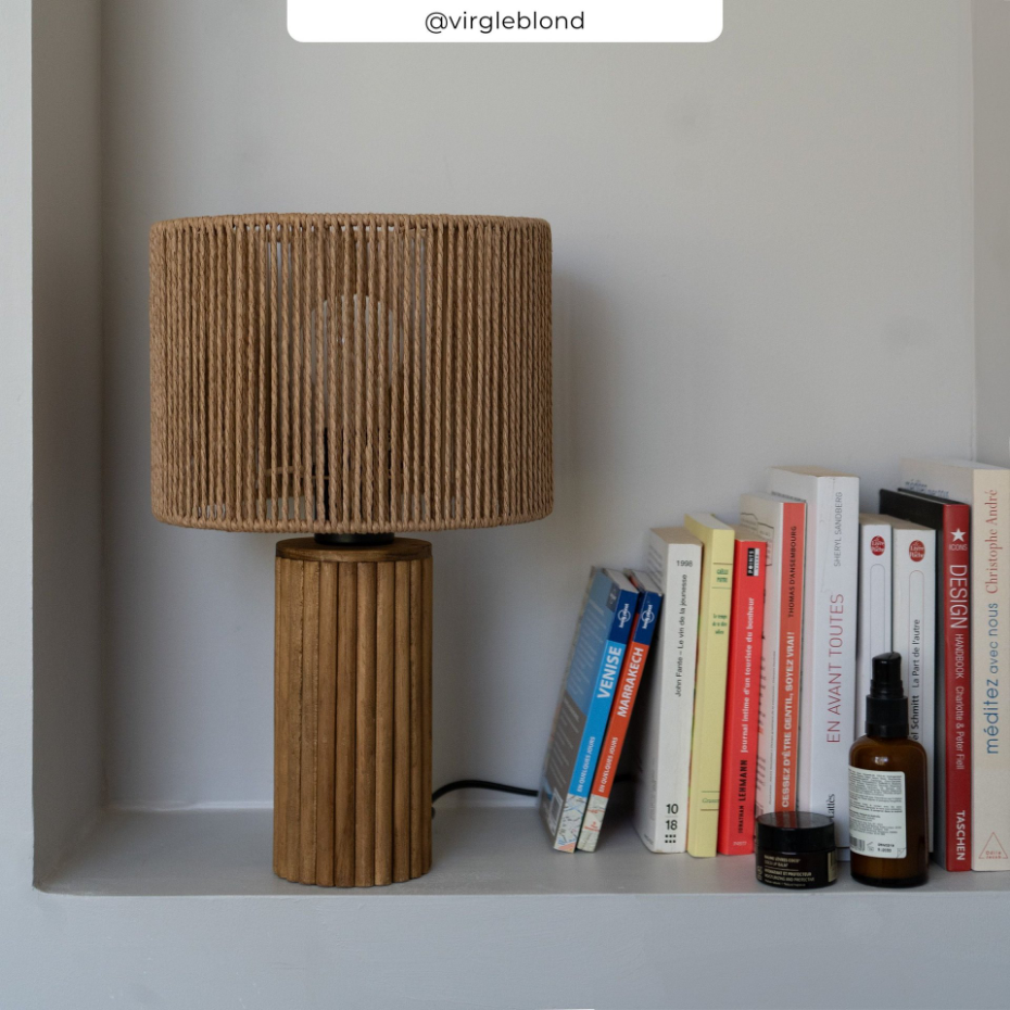 Lampe en papier de corde et socle en rondin de - MIRA