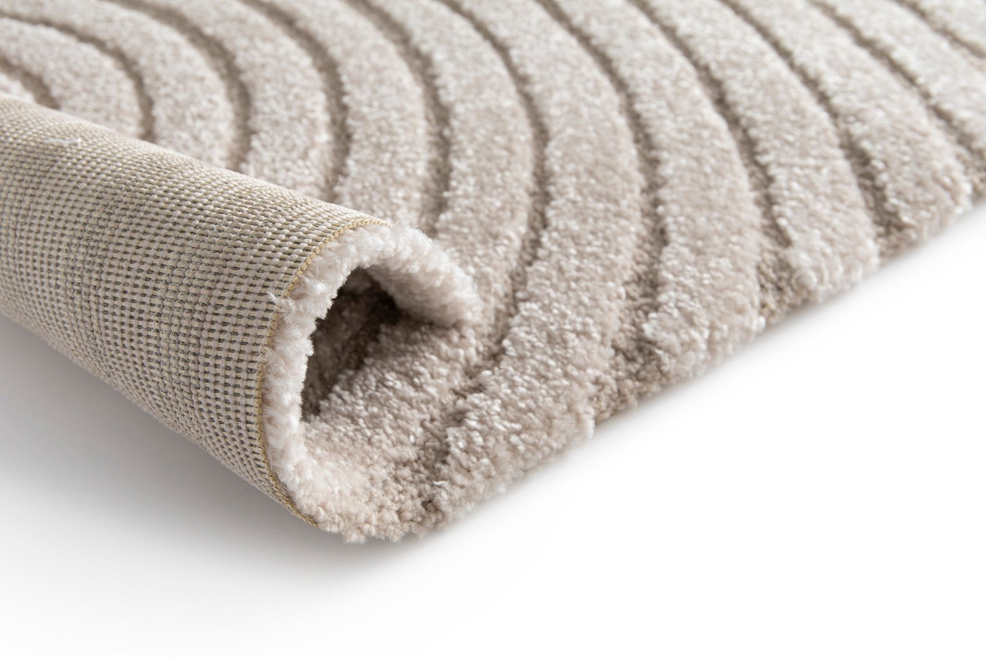Tapis à relief doux et élégant GROOVE