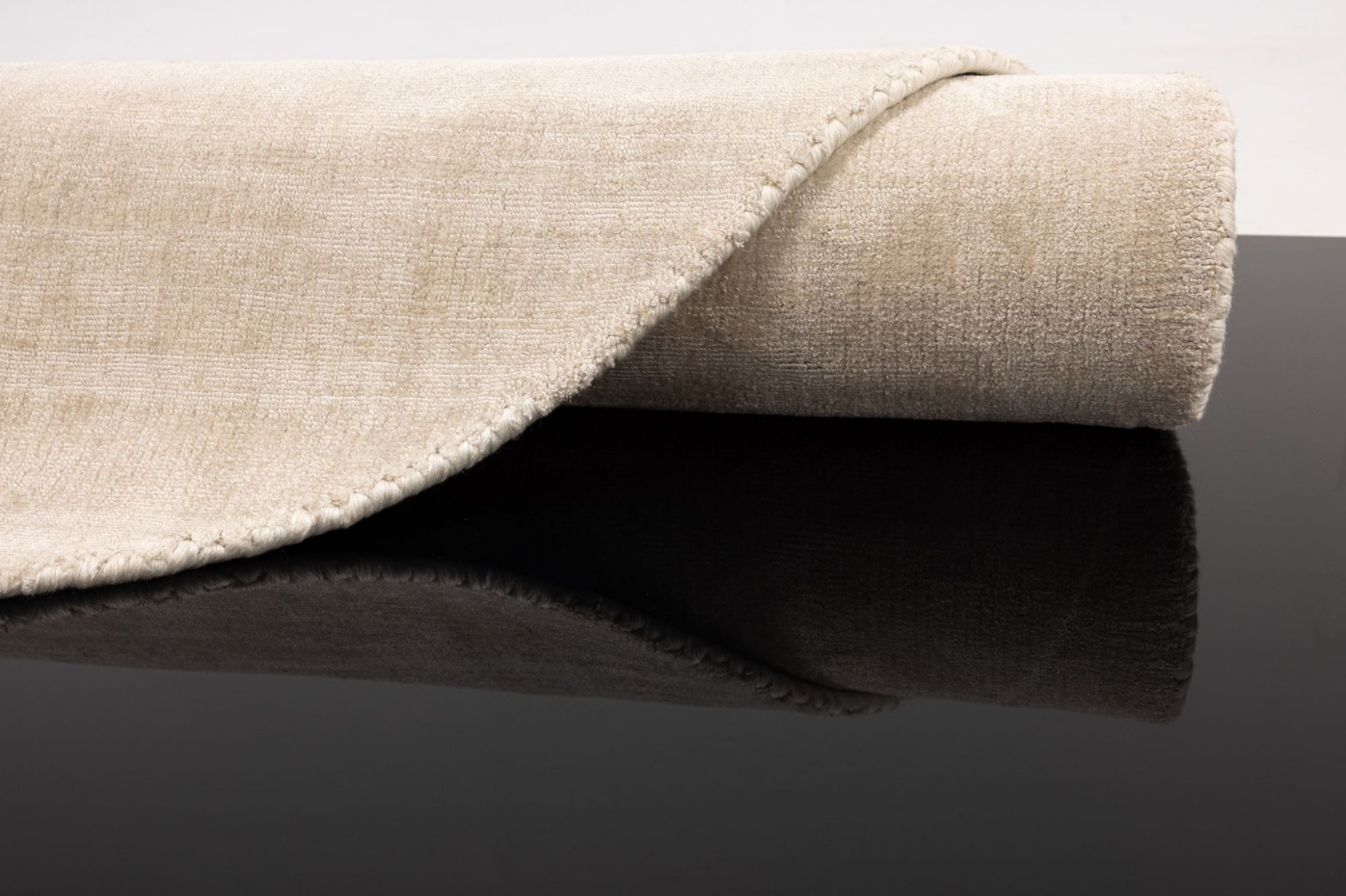 Tapis en viscose brillant tissé main - Star