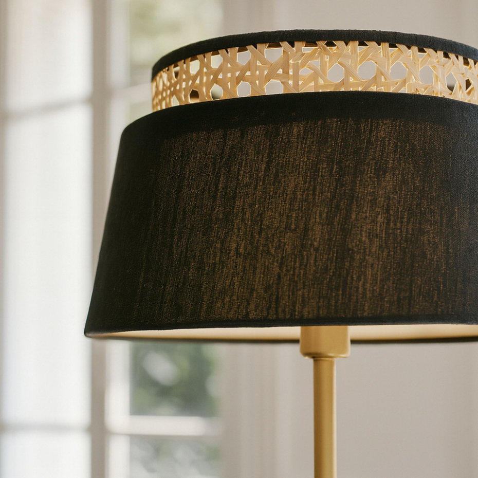 Lampadaire en métal, AVERO