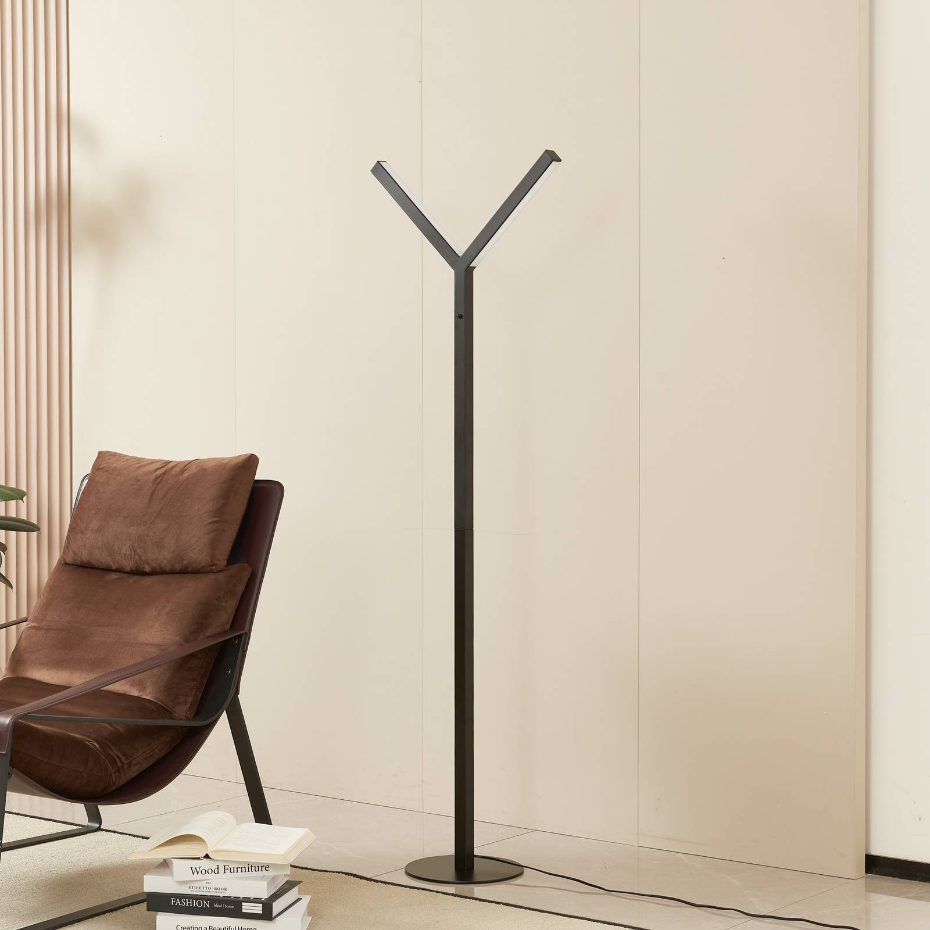 Lampadaire en métal moderneLED, Ilian