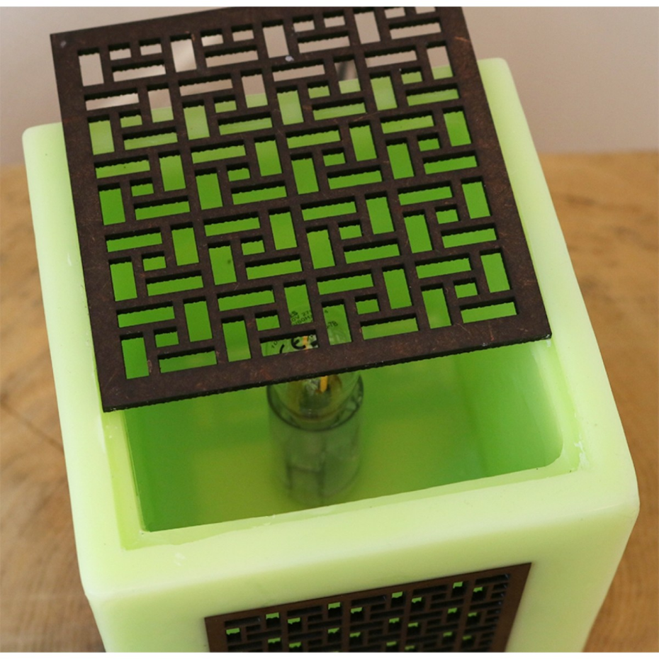 Lampe en véritable cire motif cubique, ZEN