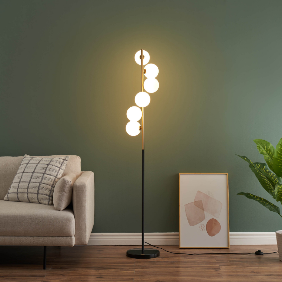 Grand Lampadaire Élégant et Lumineux – SIERRA