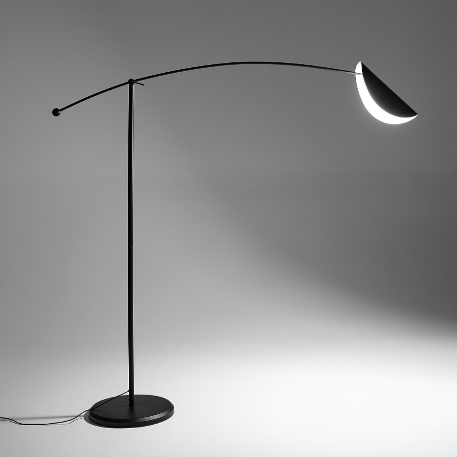 Lampadaire forme arc Funambule