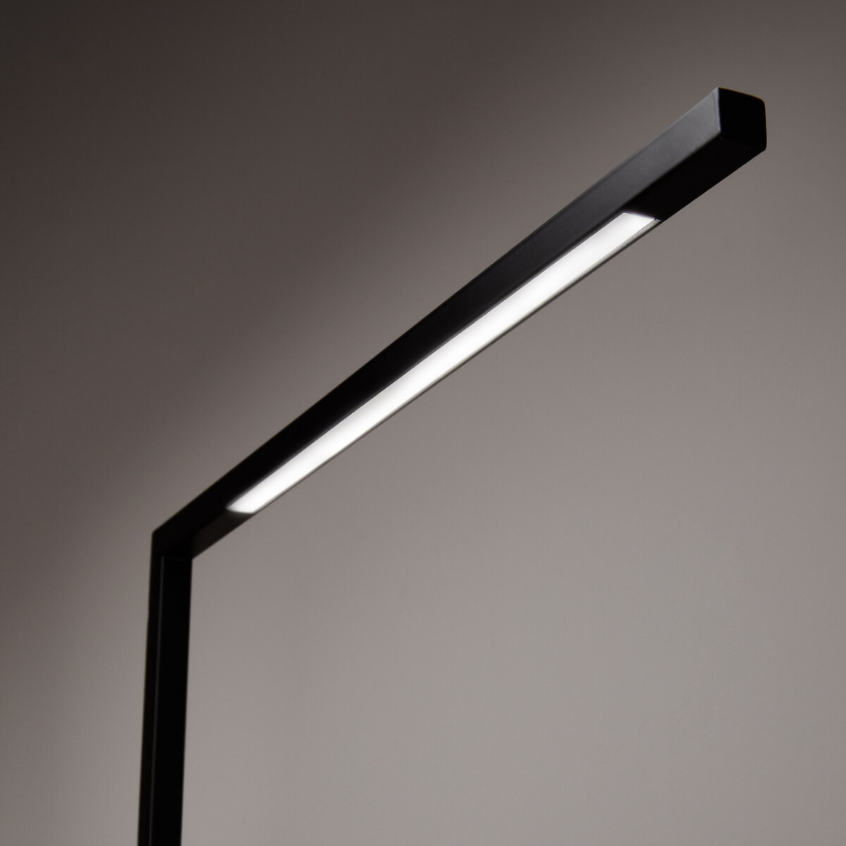 Lampe de bureau métal fer et noyer, Ikori