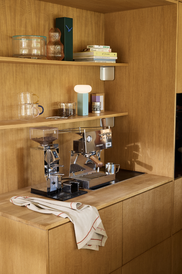 Lampe portable en verre et fer LOW