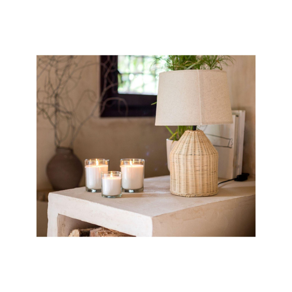 Lampe à poser en rotin tressé et abat-jour beige - 30x30x47cm