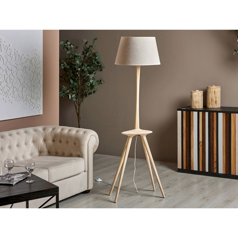 Lampadaire en bois avec abat-jour triangulaire