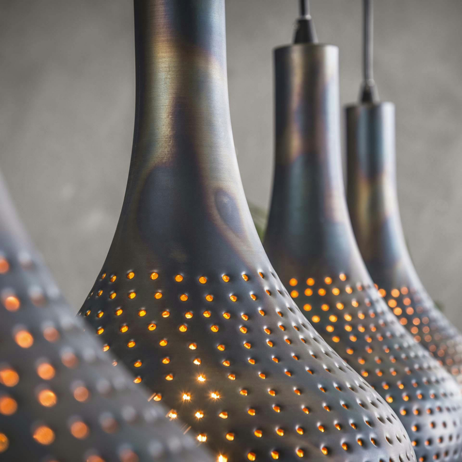 Suspension rétro en métal ajouté noir 4 lampes JAVA