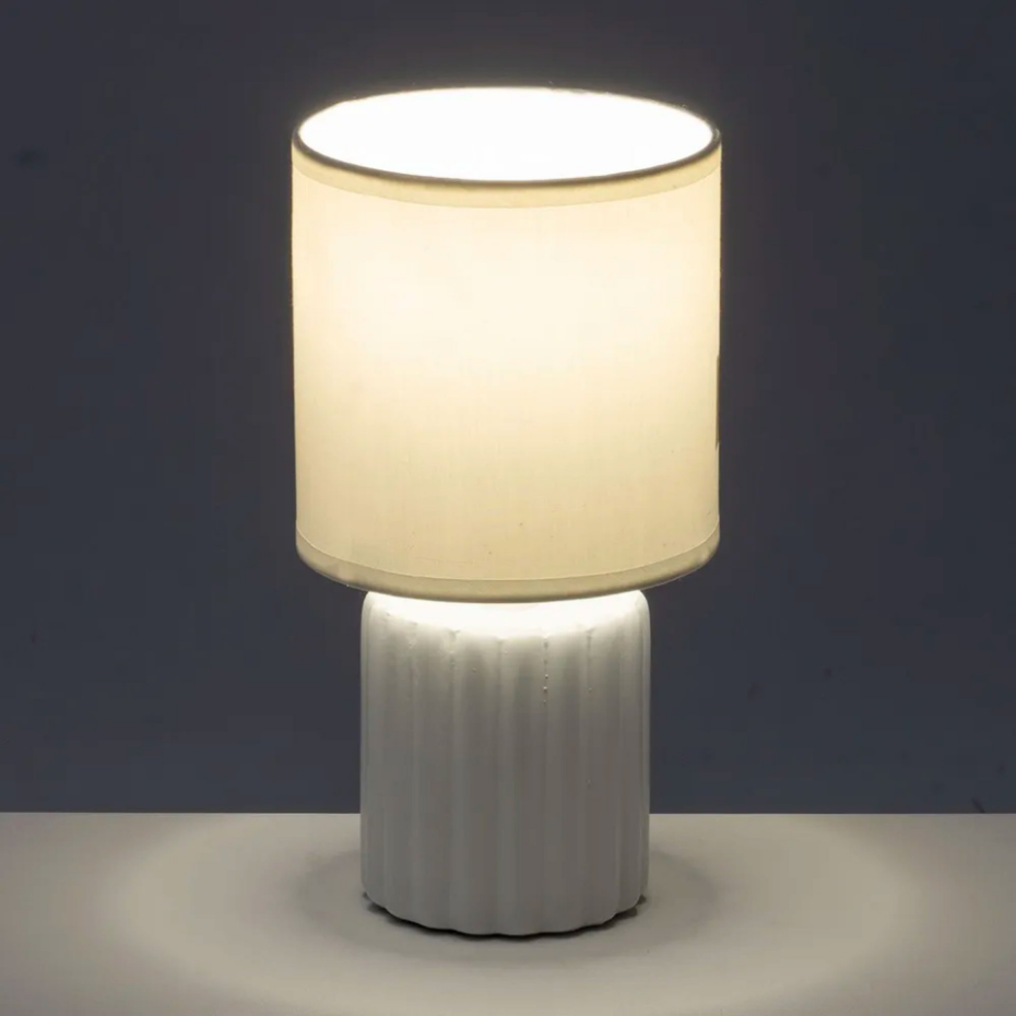 Lampe à poser céramique blanche 13x13x24cm