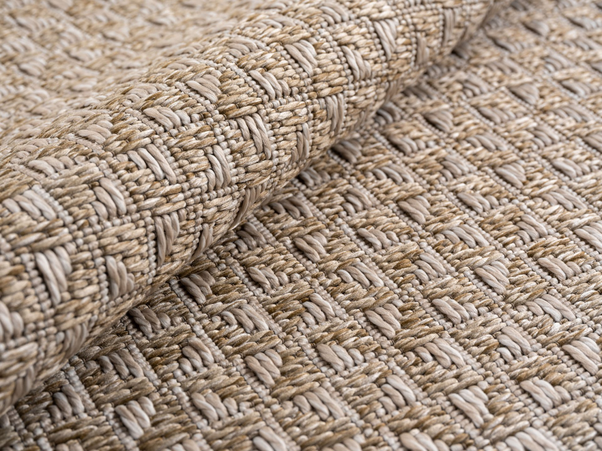 Tapis intérieur extérieur tissé uni NEREA