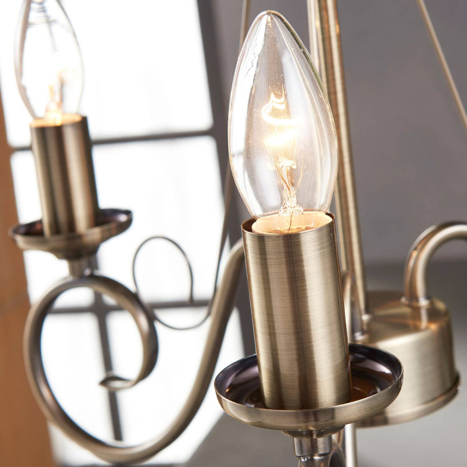 Lustre en métal antique, Marnia