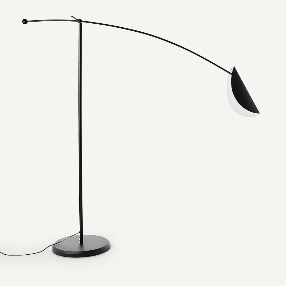 Lampadaire forme arc Funambule